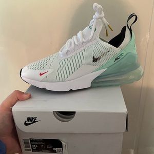 New Nike Air Max 270